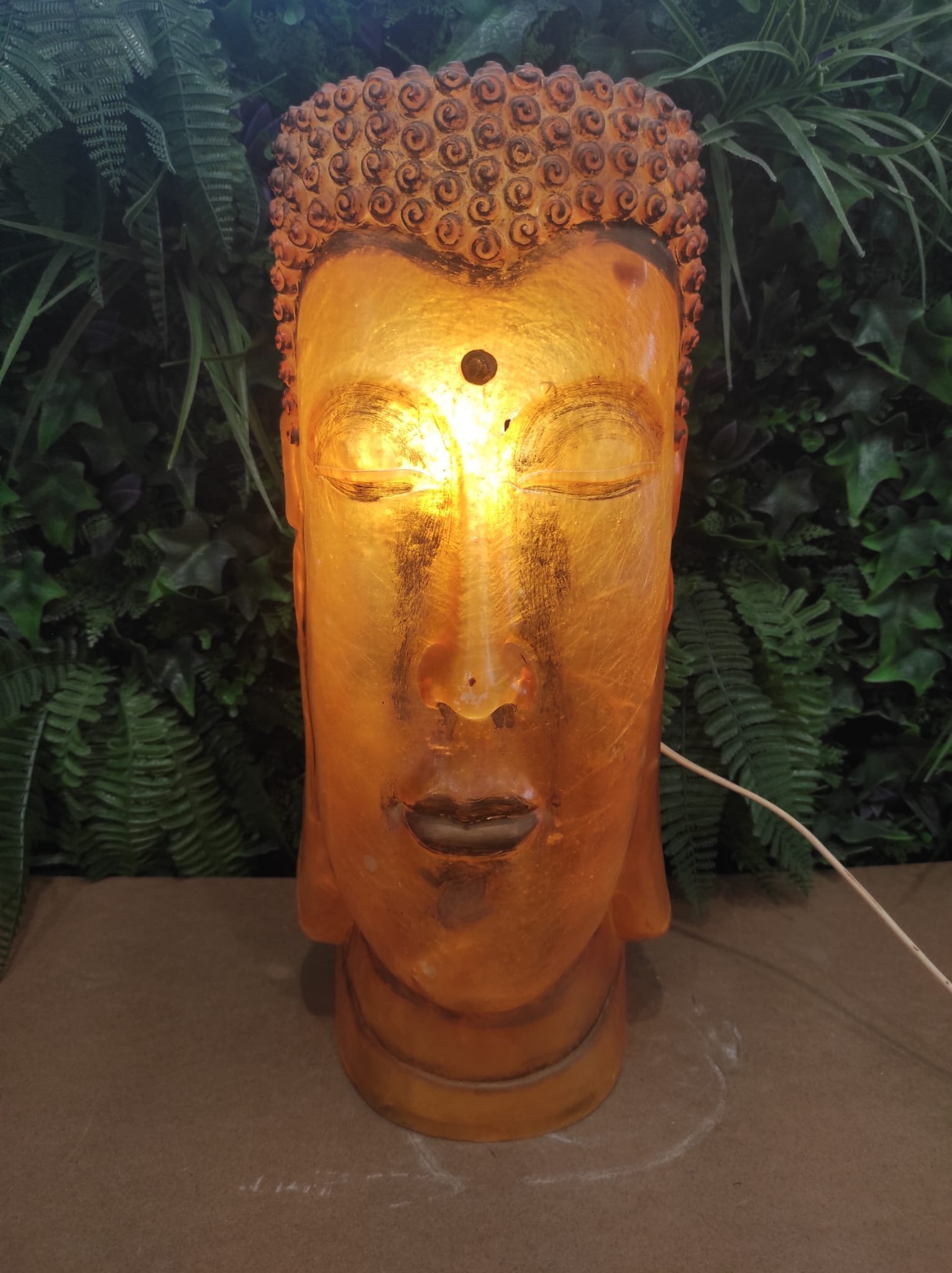 Grande tête de Bouddha lumineuse – Image 2