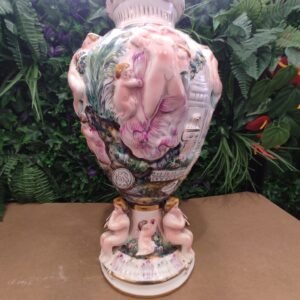 Grand vase d'apparat style Capodimonte