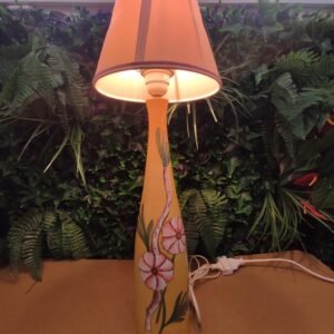 Lampe de table vintage en céramique craquelée à décor floral
