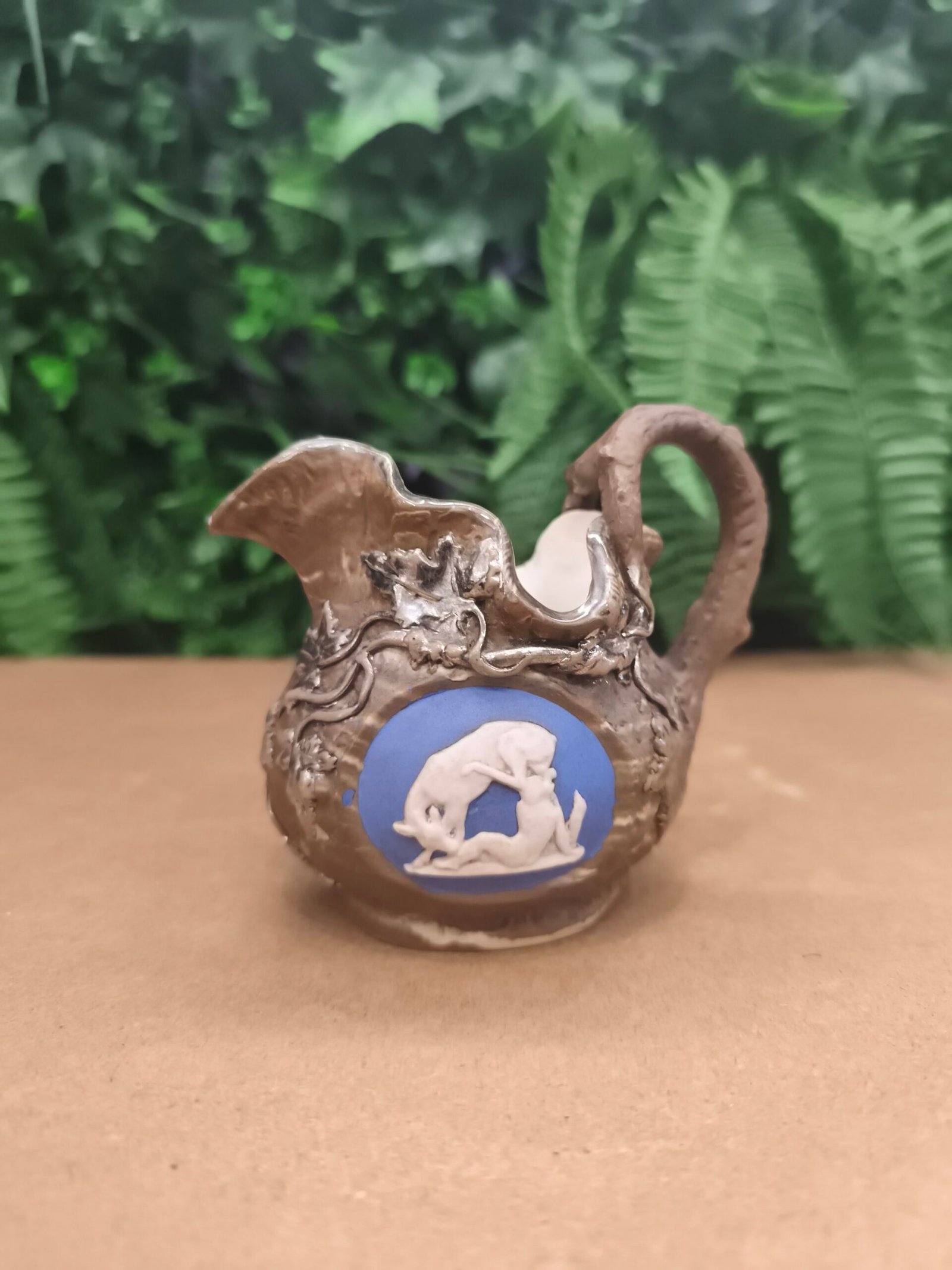 Petit Pot à Lait Décoratif en Céramique - Mettlach Villeroy & Bosch – Image 2