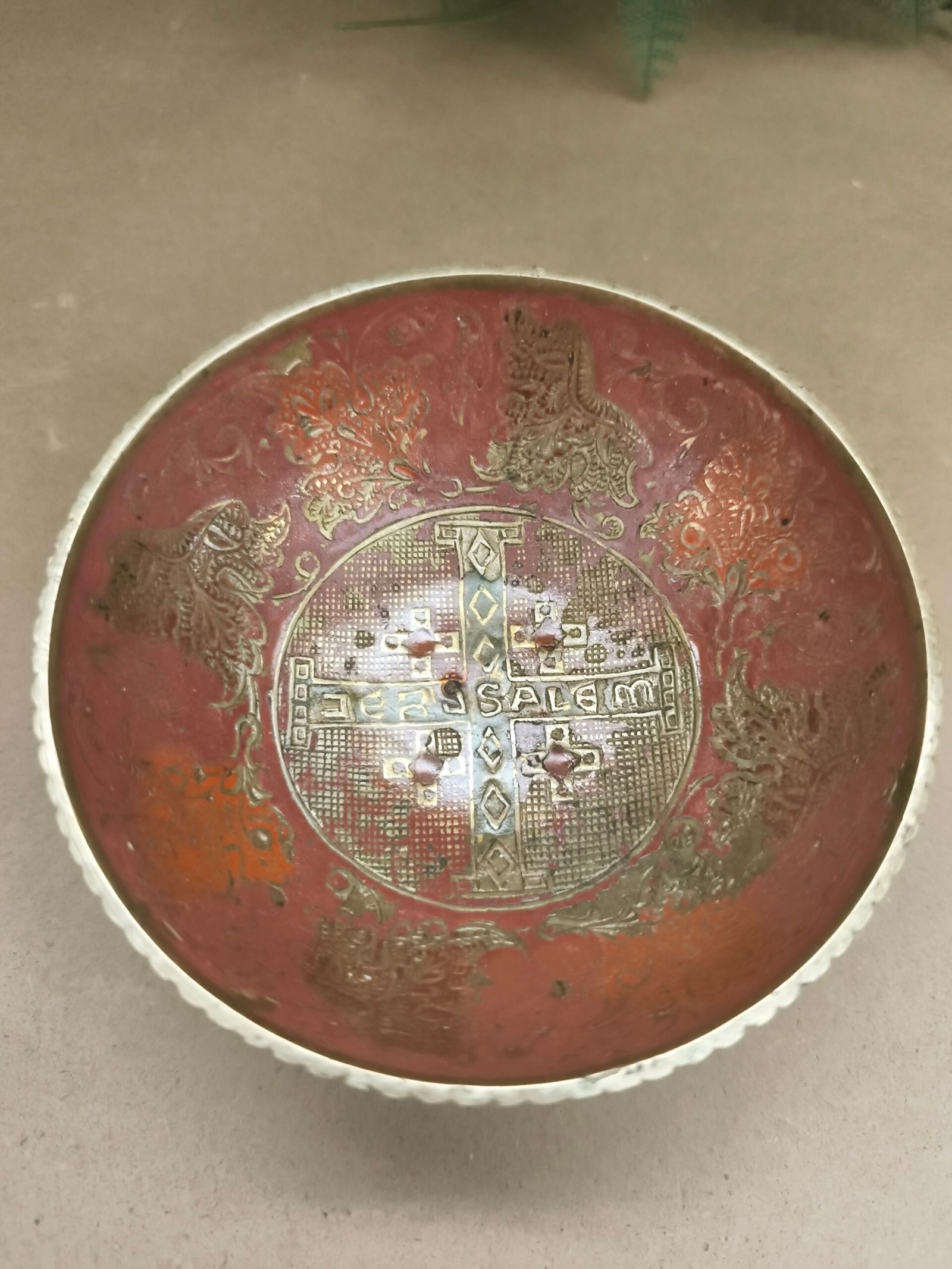 Coupelle Vide-Poche Vintage en Métal Émaillé Rouge – Image 2